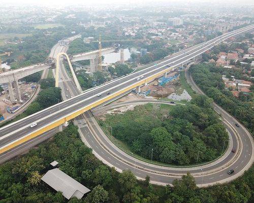 Jalan tol MBZ.jpeg