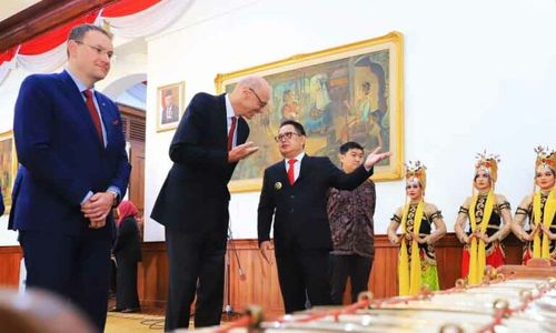 A-ADHI PJ GUBERNUR.jpg