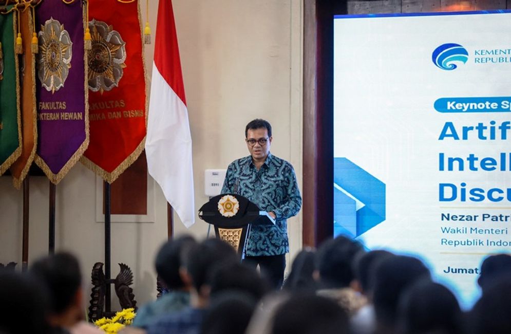 08032024-UGM wamenkominfo.jpg