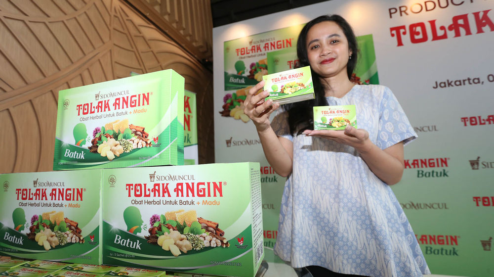 Peluncuran Tolak Angin Batuk - Panji 1.jpg