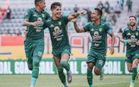 A-Persebaya-vs-PSS.JPG