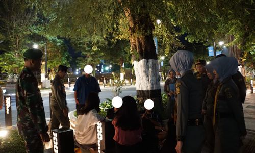 jam malam.jpg
