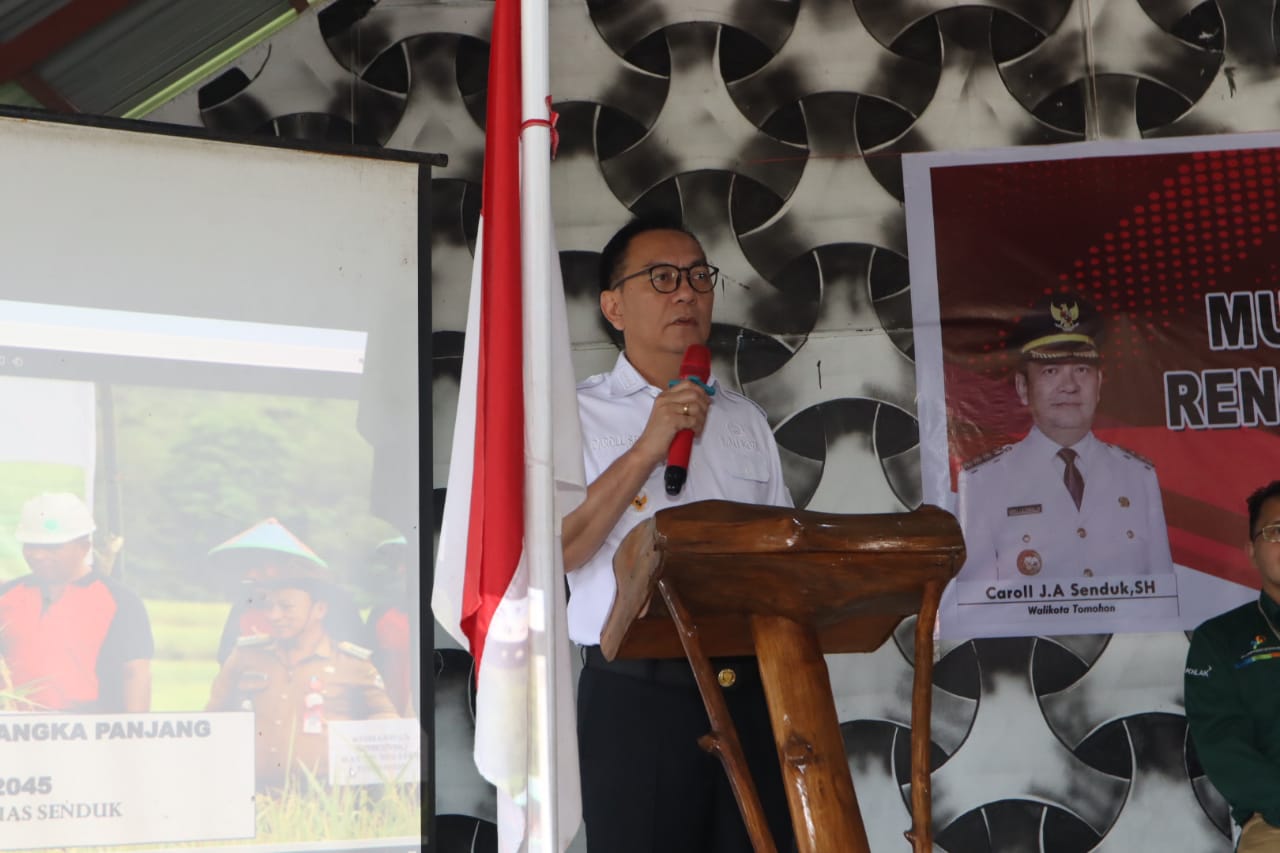 Wali Kota Caroll Senduk saat membuka Musrenbang RPJPD. (Foto: Istimewa)