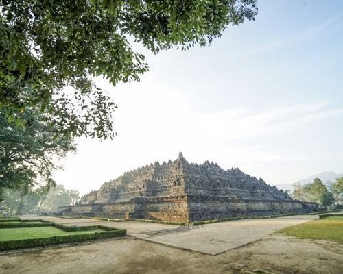 Candi Borobudur.jpg