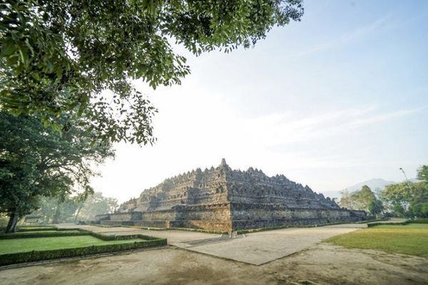 Candi Borobudur.jpg