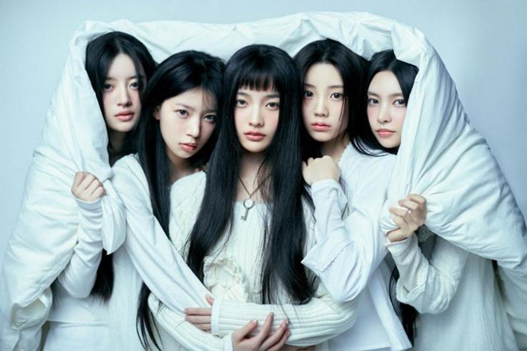 ILLIT, Girl Group Baru dari Agensi HYBE