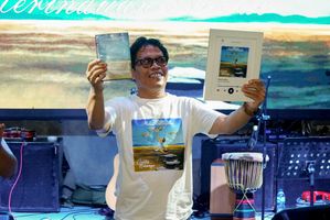 Guntur Narwaya Rilis Album ‘Peluk Maafku’, Buktikan Talenta Seorang Dosen yang Cintai Dunia Musik