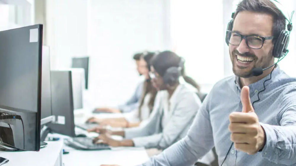 Ilustrasi Karyawan Bahagia