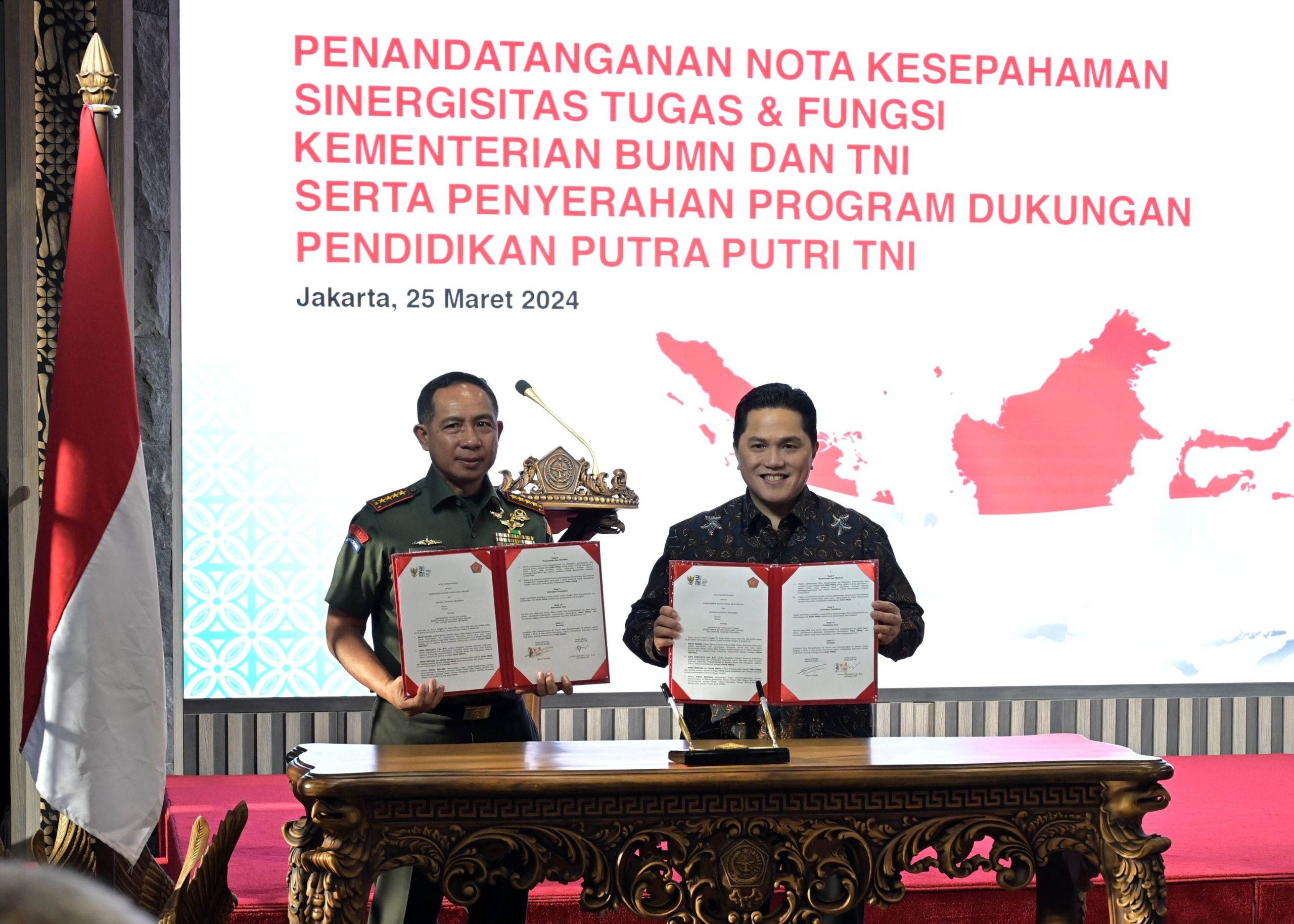 Penandatanganan nota kesepahaman sinergitas dilakukan oleh Menteri BUMN Erick Thohir dan Panglima TNI Jenderal Agus Subiyanto di Rumah Dinas Panglima TNI, Jakarta pada Senin, 25 Maret 2024.
