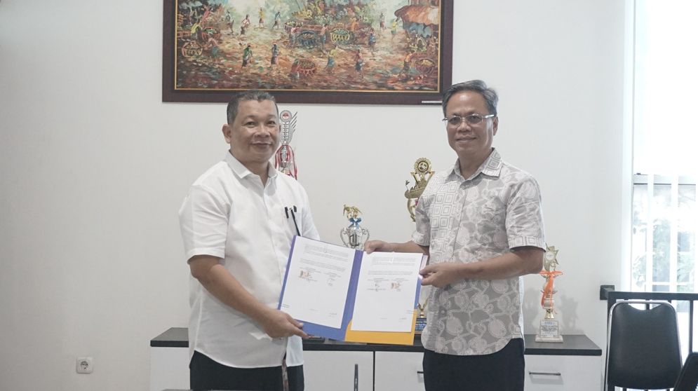 IIB Darmajaya melakukan penandatanganan Memorandum of Understanding (MoU) dengan PT Cahaya Lestari Teguh Makmur