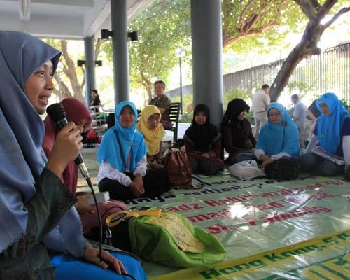 Heni Sri Sundani Berbagi Pengalaman dan Tips kepada Teman-teman TKI ketika Masih Bekerja di Hong Kong.jpeg