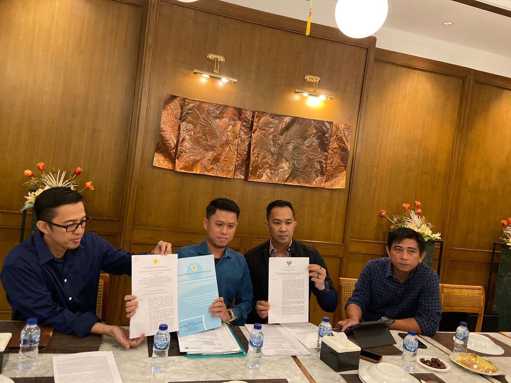 Law Firm Saraya Biksa konferensi pers terkait status kliennya eks Kadis DLH Bandar Lampung Sahriwansah