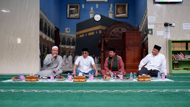 Pimpinan dan Karyawan Yayasan Alfian Husin Buka Puasa Bersama Hadirkan Ustaz Ismail Soleh