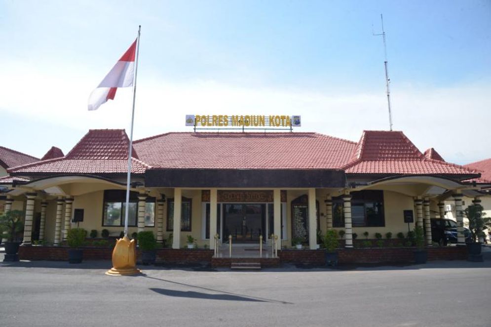 A-LEBARAN POLISI MADIUN.jpg