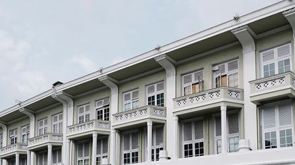 colonial-style-building.jpg