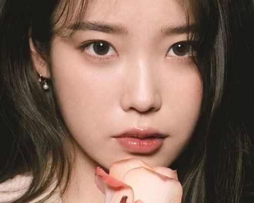 IU, idol K-Pop paling tajir di tahun 2024