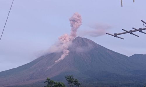 A-GUNUNG SEMERU.JPG