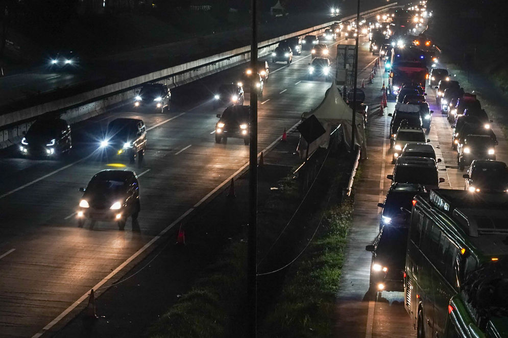 Arus Mudik Cipali - Panji 2.jpg