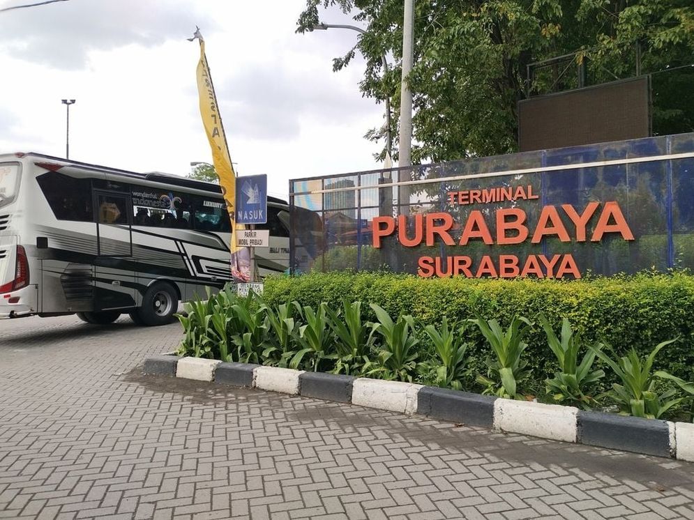 Shelter di Luar Terminal Purabaya Ikut Memperparah Kemacetan