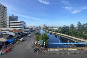 Jalanan Jakarta Sepi - Panji 6.jpg