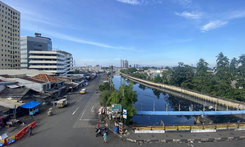 Jalanan Jakarta Sepi - Panji 6.jpg