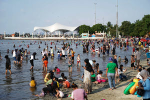 Liburan Ancol - Panji 5.jpg