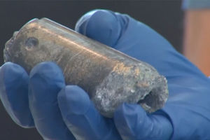 sampah antariksa.jpg