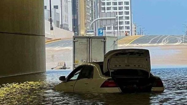 Dubai Terendam Banjir