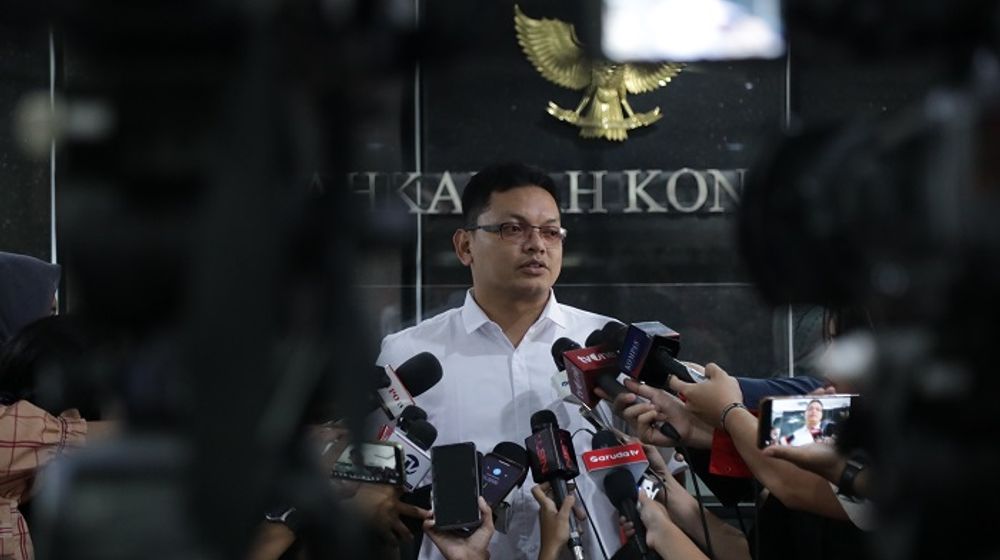 Kepala Biro Hukum dan Administrasi Kepaniteraan MK Fajar Laksono saat memberikan keterangan. 