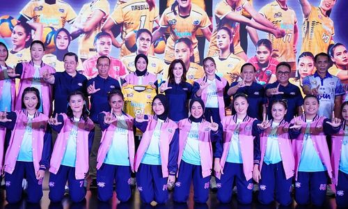 Bank Mandiri secara resmi mengumumkan tim voli putri profesional dengan nama Jakarta Livin’ Mandiri (JLM). 