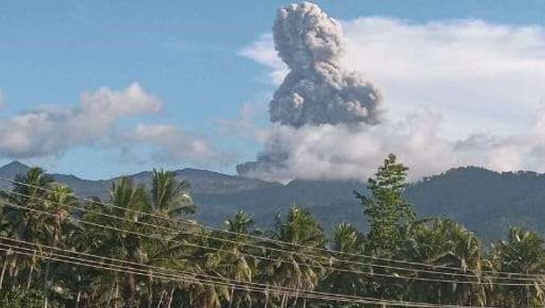 Gunung Dukono di Halmahera Erupsi, Warga Diimbau Waspada