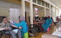 donor darah.jpg