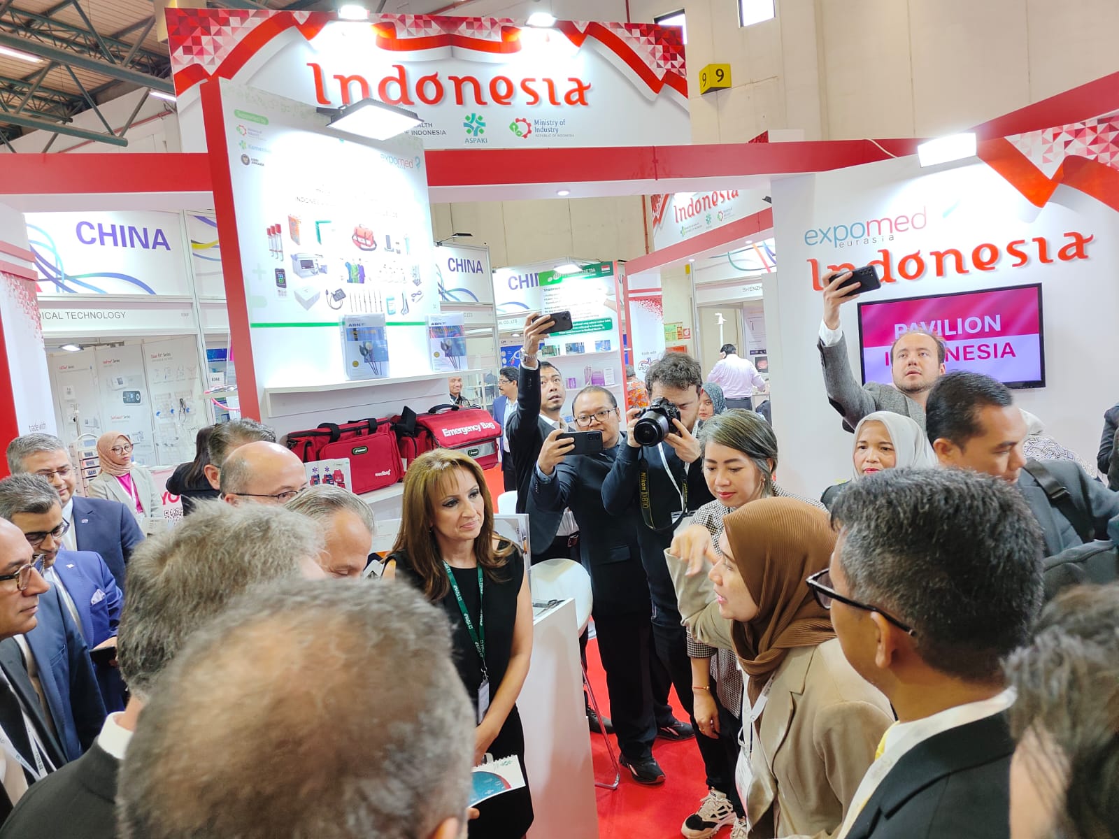 Stand Indonesia di EXPOMED EUROSIA 2024