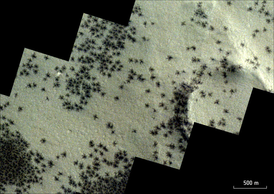 Pola seperti laba-laba raksasa yang terlihat di planet Mars. (esa.int)