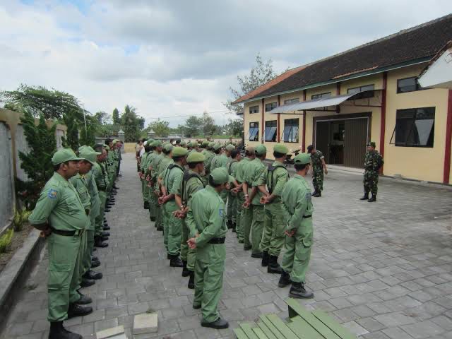 Kecamatan Muara Jawa Tingkatkan Kapasitas Anggota Linmas  