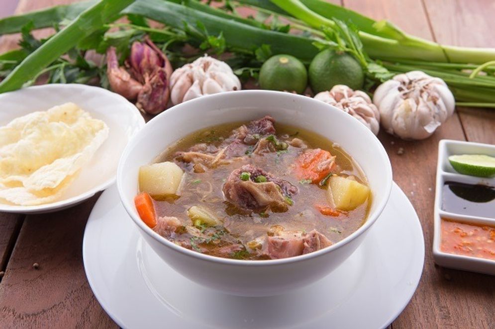 Masak Yuk! ini Resep Sop Kaki Sapi Kuah Bening nan Gurih