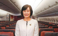 CEO dan Presiden Japan Airlines yang baru diangkat. Mitsuko Tottori. 