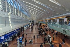 haneda-airport-departures.jpg