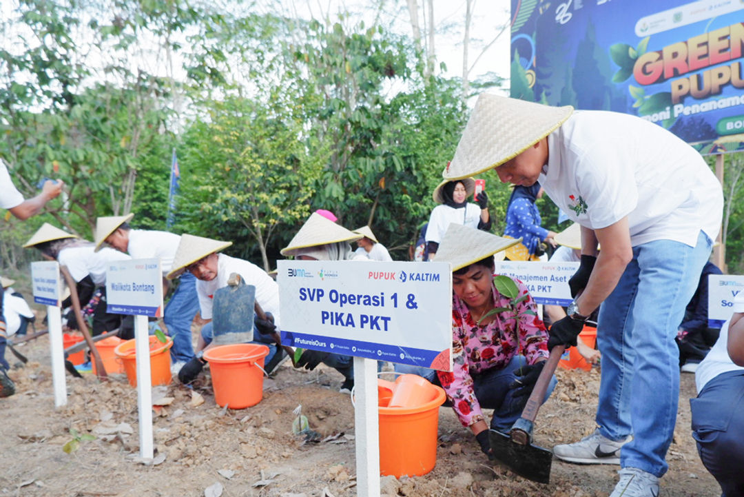 Kawasan lindung dan hutan tropis akan secara bertahap ditanami dengan tanaman endemik (Dok. Pupuk Kaltim)