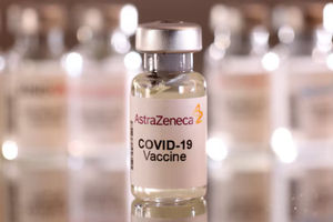 AstraZeneca Vaksin COVID-19. 