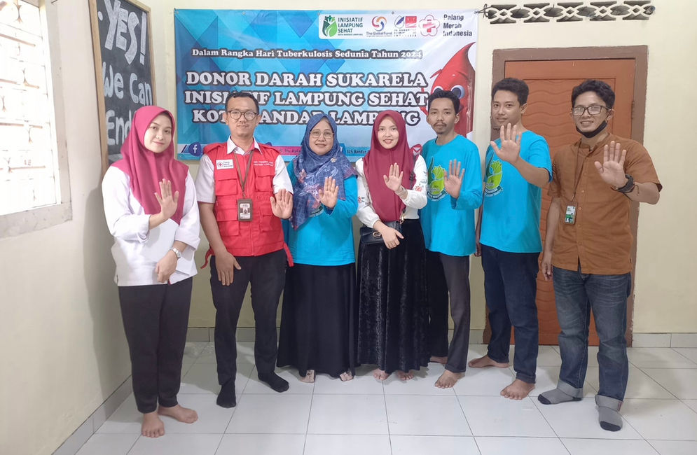 ILS Bandar Lampung berkerjasama dengan UTD PMI Lampung menggelar donor darah