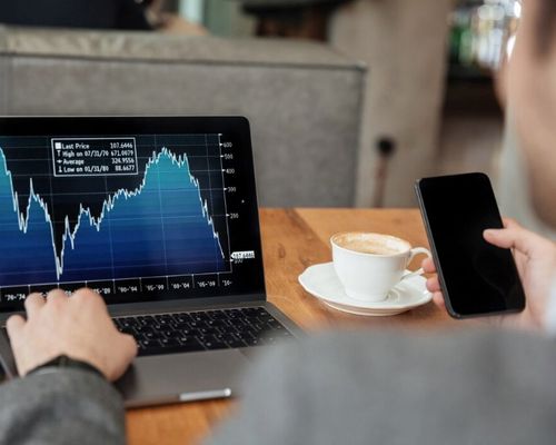 5 Tips Membangun Kekayaan Melalui Trading Saham Tanpa Menjadi Karyawan