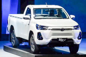 toyota-hilux-electric.jpg