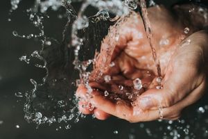 Ilustrasi air bersih.