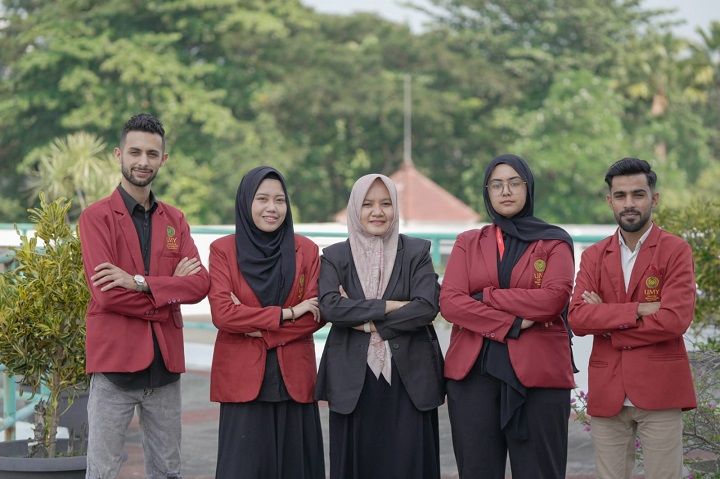 Jadi Wakil Indonesia, Empat Mahasiswa UMY Melaju ke Lomba Debat Bahasa Arab Internasional di Qatar