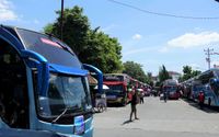 armada bus.jpg