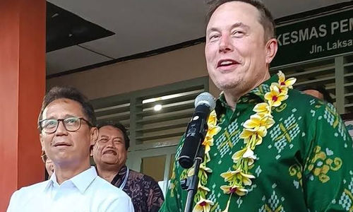 Elon Musk di WWF 2024.