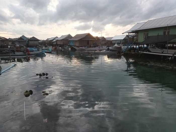 Ilustarsi pemukiman di Pulau Bungin. (jadesta.kemenparekraf.go.id)