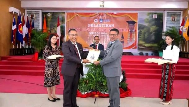 Dr Geri Gobang Resmi Dilantik Jadi Rektor UNIPA Maumere