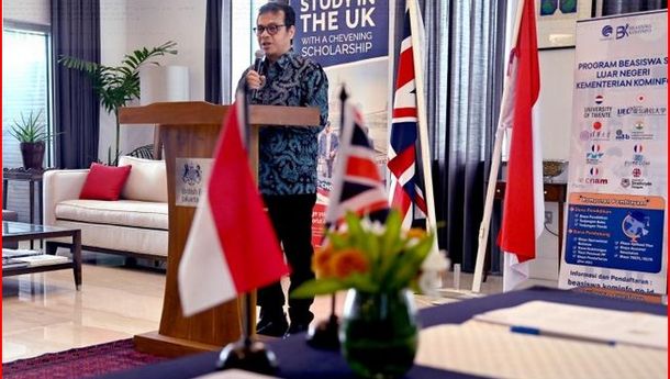 Perluas Kemitraan dengan Chevening, Wamenkominfo: Investasi Talenta Digital Unggul 